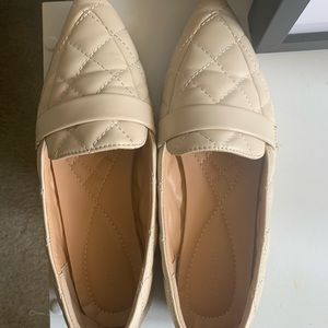 Cream quilted pointed flats